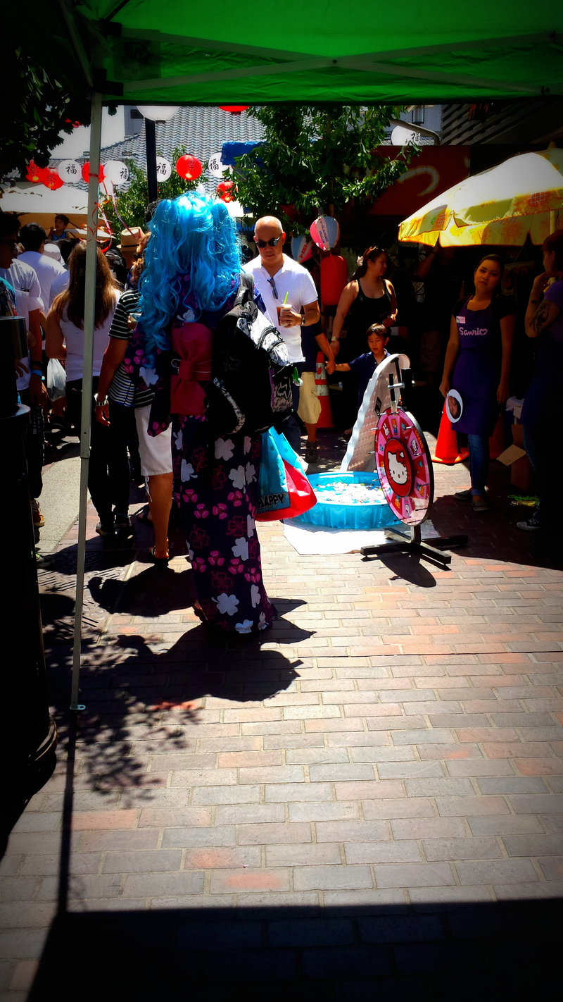 Illustration for article titled Nisei Festival W/Cosplay!